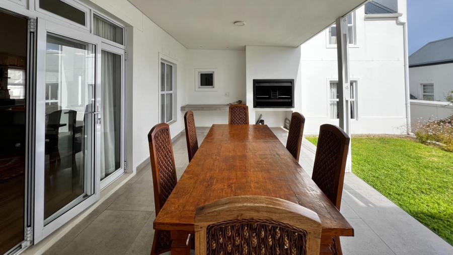 To Let 4 Bedroom Property for Rent in Croydon Olive Estate Western Cape